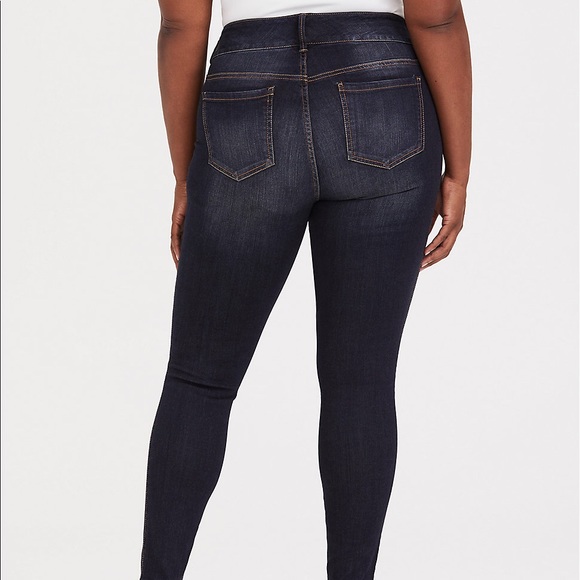 Torrid Premium Stretch Jegging Dark Wash sz 16R - Picture 4 of 5
